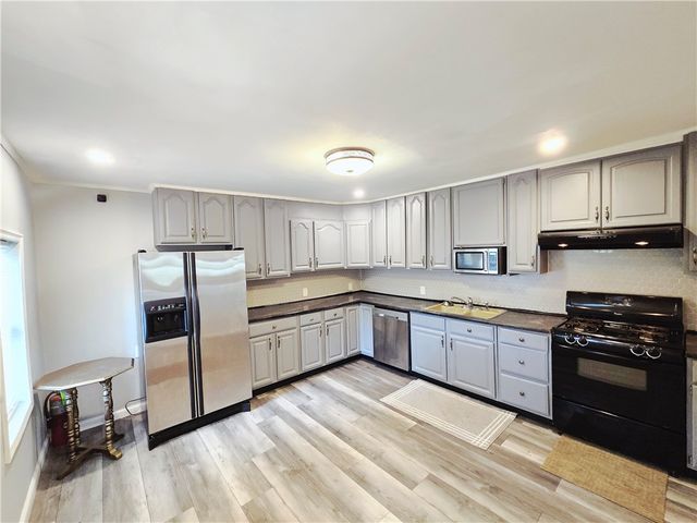 136 Gregory Street, Rochester, NY 14620