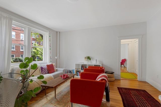 78 Kilsyth 1, Boston, MA 02135