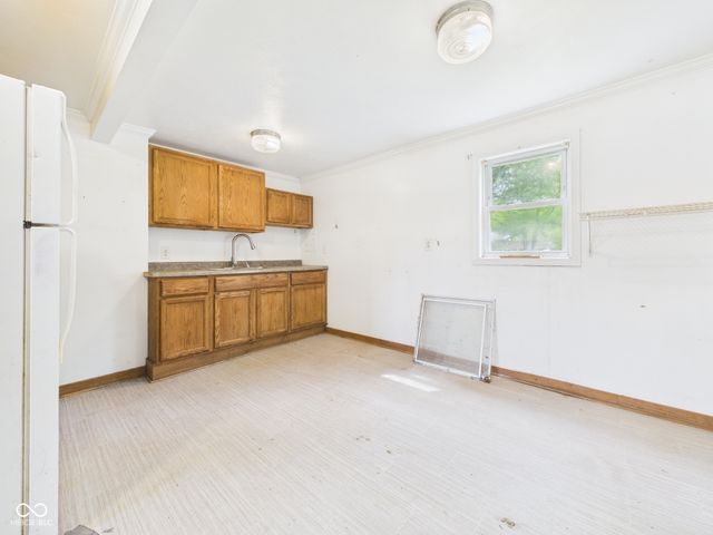 2507 E 5th Street, Anderson, IN 46012