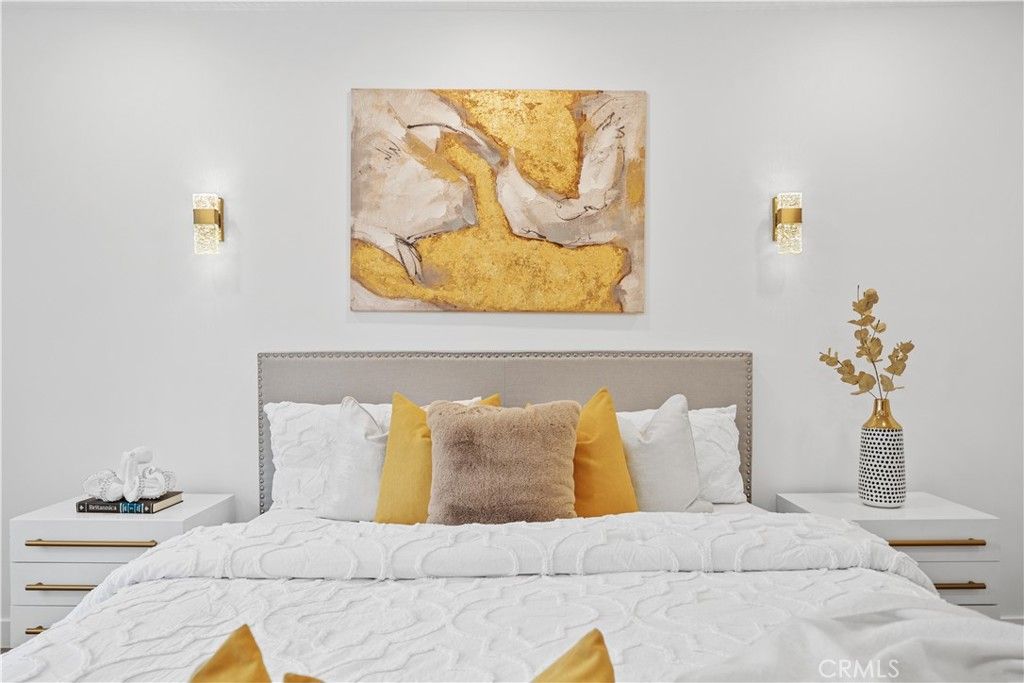 Image 31 of property listing at 10475 Ashton Avenue Avenue 301, Los Angeles, CA 90024