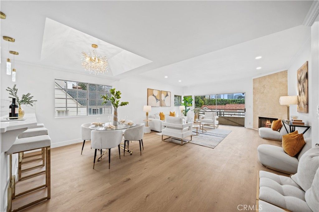 Image 37 of property listing at 10475 Ashton Avenue Avenue 301, Los Angeles, CA 90024