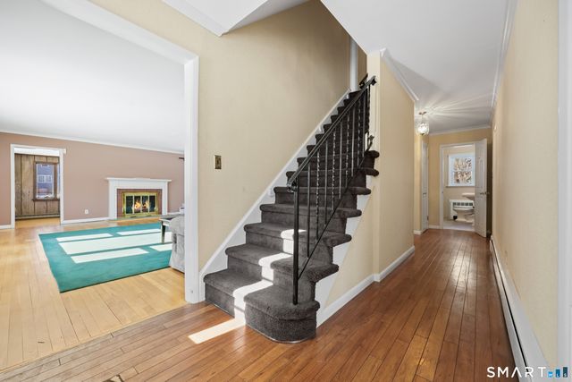 107 Stonehedge Drive North, Greenwich, CT 06831