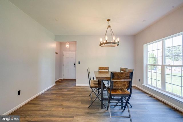 2311 RIVERVIEW RD, Essex, MD 21221