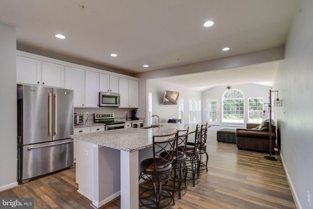 2311 RIVERVIEW RD, Essex, MD 21221