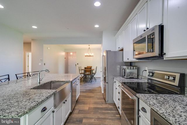 2311 RIVERVIEW RD, Essex, MD 21221