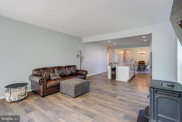 2311 RIVERVIEW RD, Essex, MD 21221