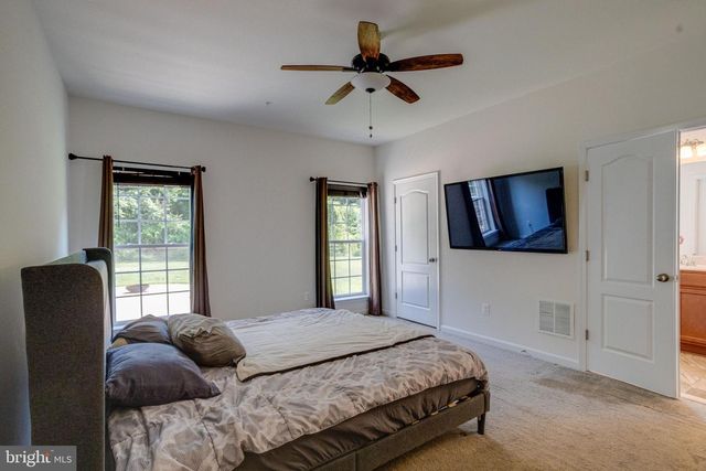 2311 RIVERVIEW RD, Essex, MD 21221
