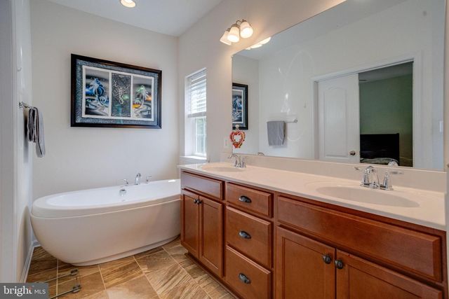 2311 RIVERVIEW RD, Essex, MD 21221