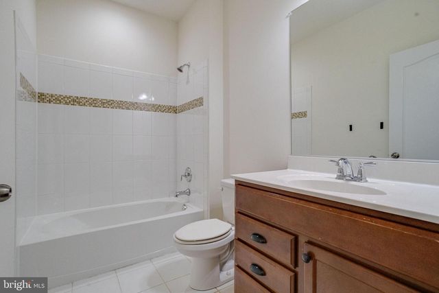 2311 RIVERVIEW RD, Essex, MD 21221
