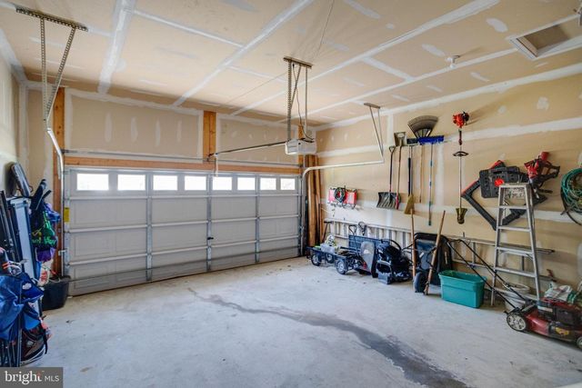 2311 RIVERVIEW RD, Essex, MD 21221