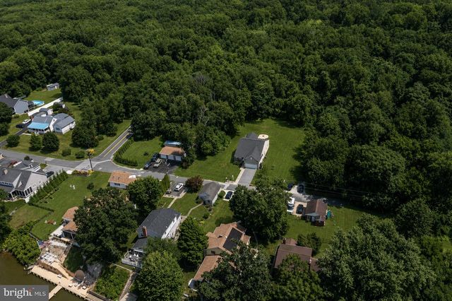2311 RIVERVIEW RD, Essex, MD 21221