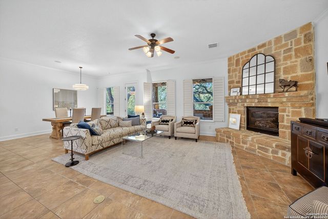 18627 Canoe Brk, San Antonio, TX 78258