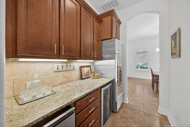 18627 Canoe Brk, San Antonio, TX 78258