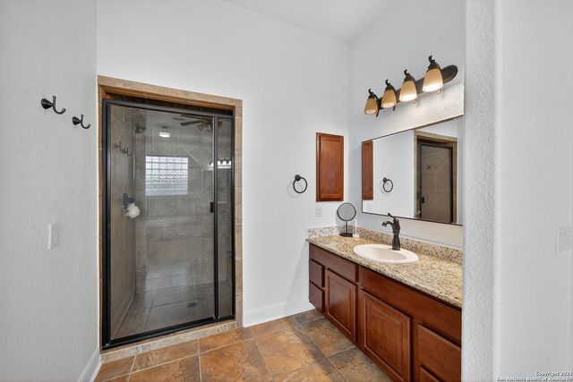 18627 Canoe Brk, San Antonio, TX 78258