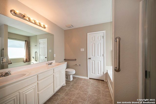 6507 ITHACA FRST, San Antonio, TX 78239