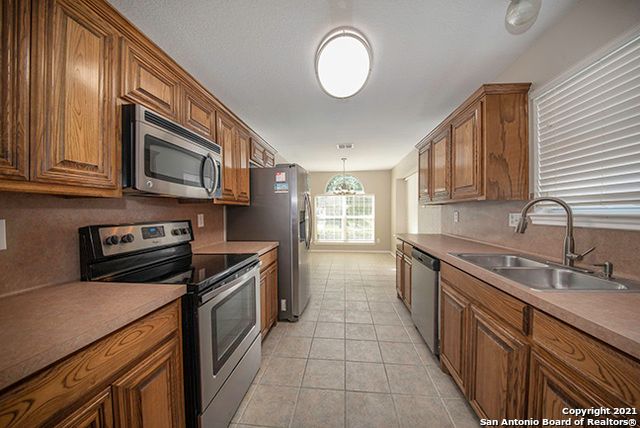 6507 ITHACA FRST, San Antonio, TX 78239