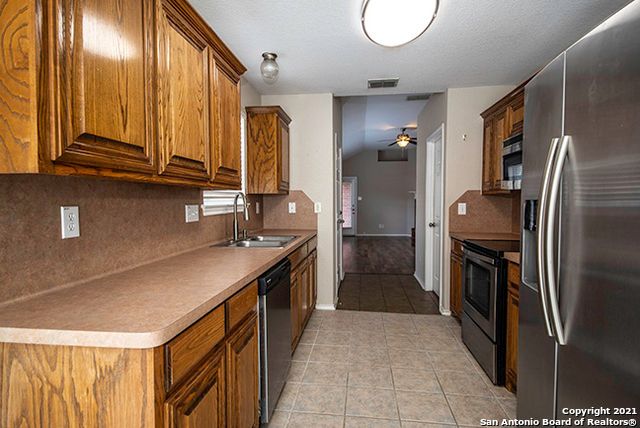 6507 ITHACA FRST, San Antonio, TX 78239