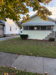 2022 Avon Street, Saginaw, MI 48602
