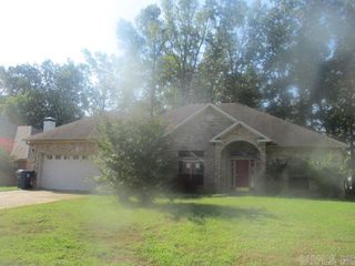 110 Montpellier Drive, Maumelle, AR 72113