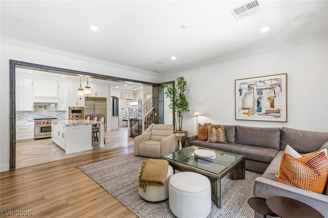 1205 Moselle Court, Las Vegas, NV 89144