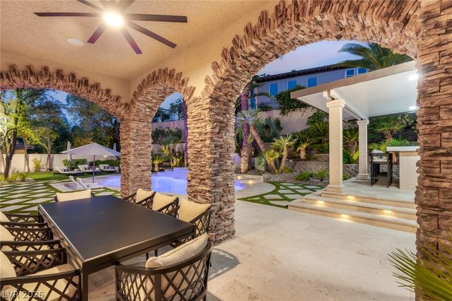 1205 Moselle Court, Las Vegas, NV 89144