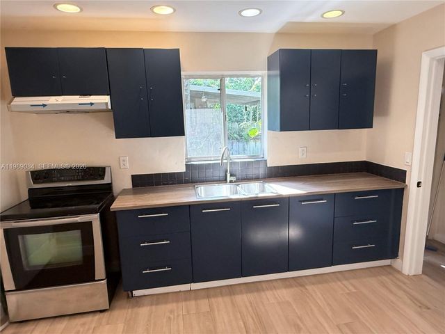 287 NE 118th Ter D, Miami, FL 33161