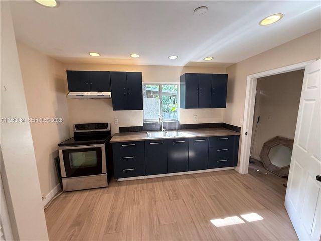 287 NE 118th Ter D, Miami, FL 33161