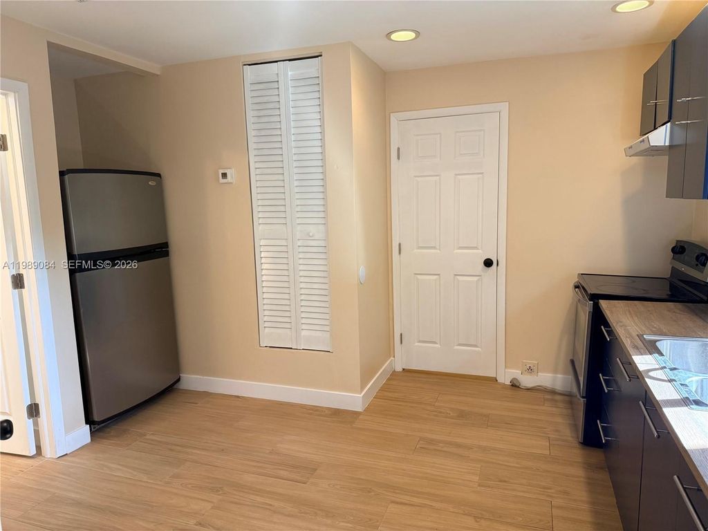 287 NE 118th Ter D, Miami, FL 33161