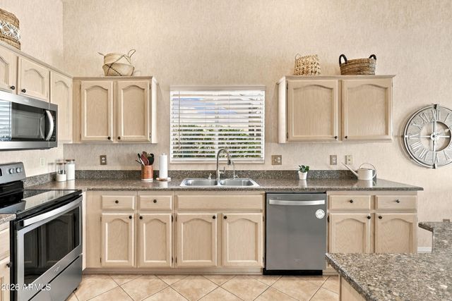 2951 N 152ND Lane, Goodyear, AZ 85395