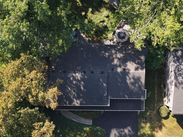 1850 Dorchester Road, Birmingham, MI 48009