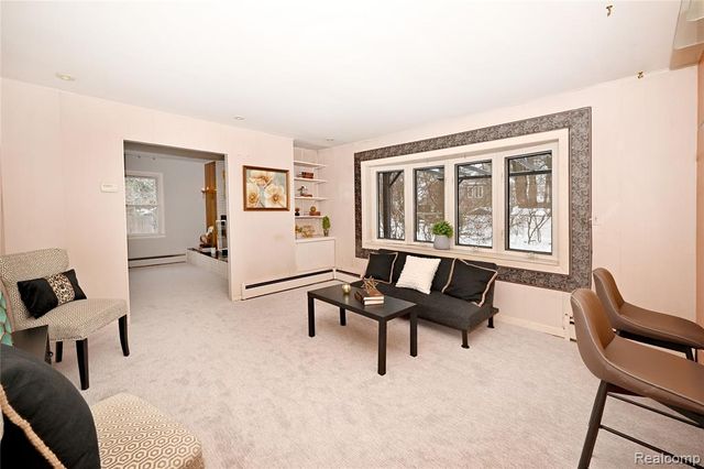 1850 Dorchester Road, Birmingham, MI 48009