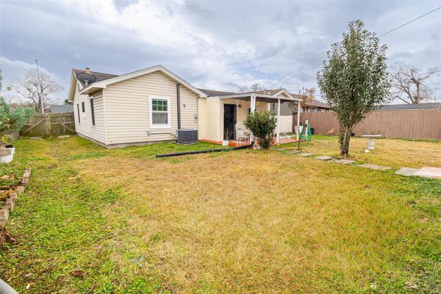 13347 Indianapolis Street, Houston, TX 77015