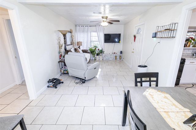 13347 Indianapolis Street, Houston, TX 77015