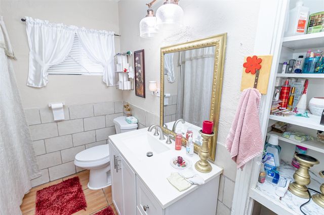 13347 Indianapolis Street, Houston, TX 77015