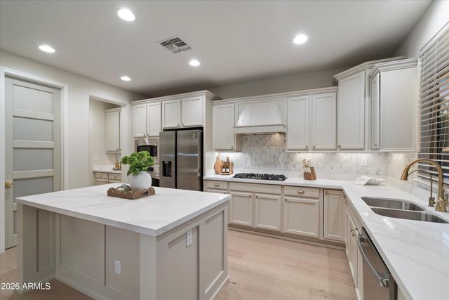 21614 N 39TH Place, Phoenix, AZ 85050