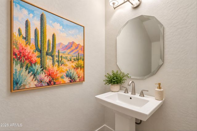 21614 N 39TH Place, Phoenix, AZ 85050