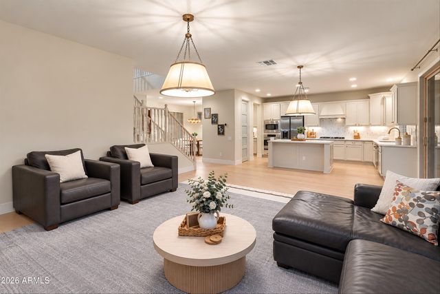 21614 N 39TH Place, Phoenix, AZ 85050