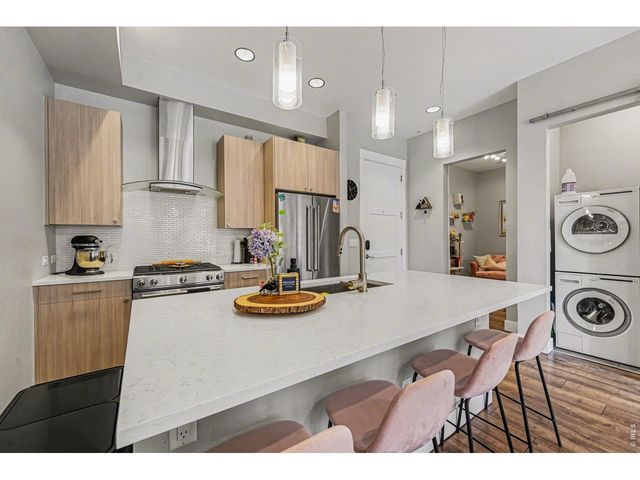 4885 S Monaco St, Denver, CO 80237