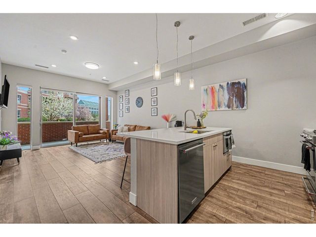 4885 S Monaco St, Denver, CO 80237