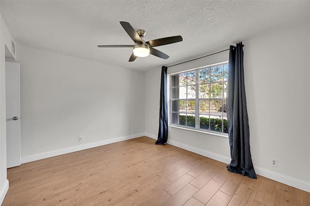 428 NW 70th Avenue 140, Plantation, FL 33317