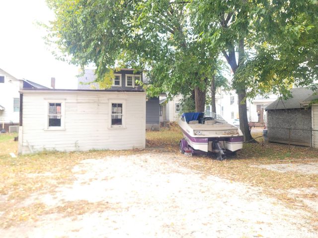 1220 N UNIVERSITY Street, Peoria, IL 61606