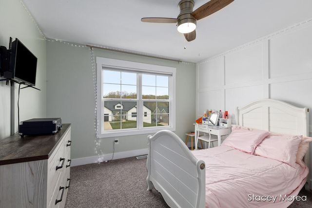6327 Bentley Drive, Belmont, MI 49306