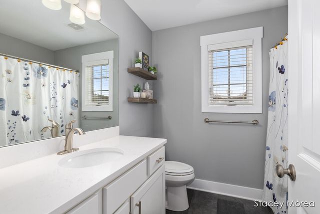 6327 Bentley Drive, Belmont, MI 49306