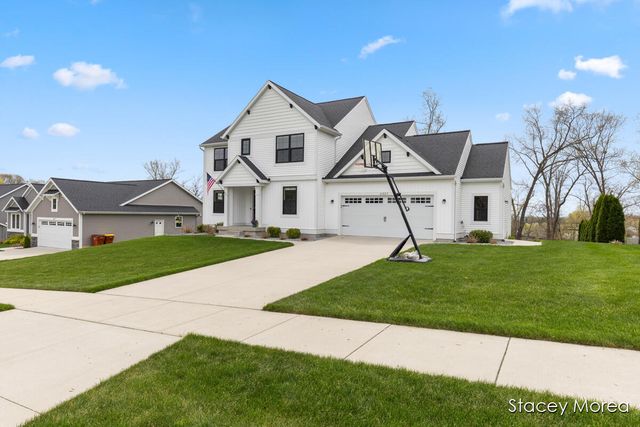 6327 Bentley Drive, Belmont, MI 49306