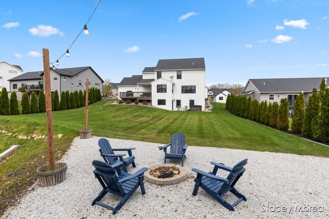 6327 Bentley Drive, Belmont, MI 49306