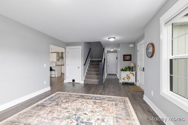 6327 Bentley Drive, Belmont, MI 49306