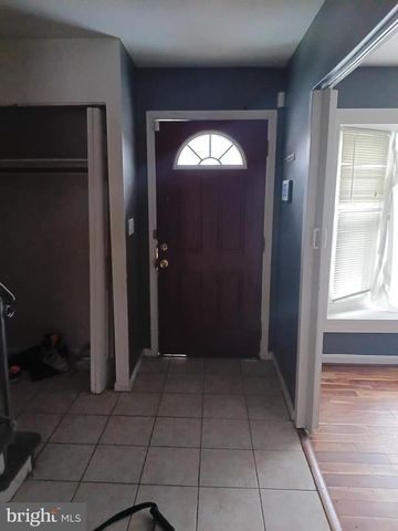 7758 LAKECREST DR, Greenbelt, MD 20770