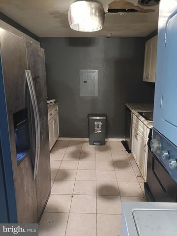 7758 LAKECREST DR, Greenbelt, MD 20770