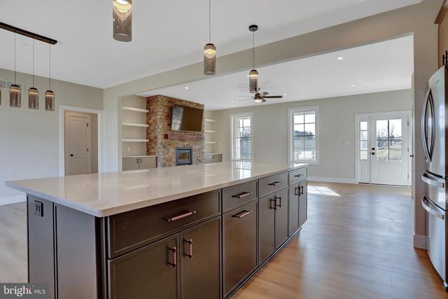 3544 REVOLEA BEACH RD, Middle River, MD 21220