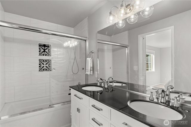 3702 48th Avenue NE, Tacoma, WA 98422